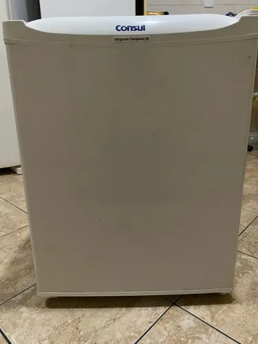 Frigobar Consul 80 litros - 127V