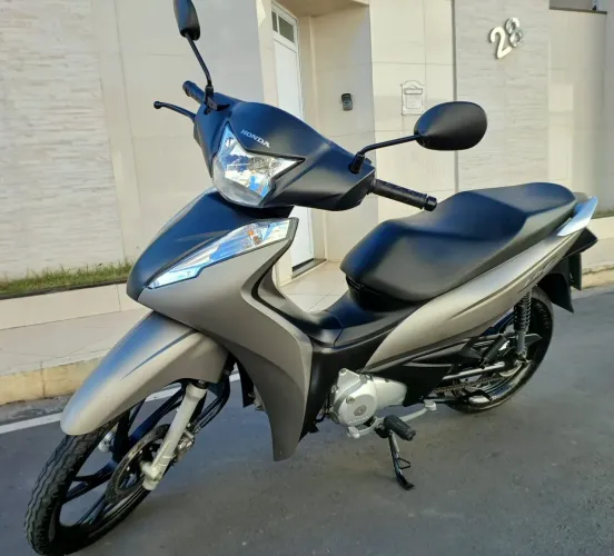Vendo Biz 125 EX 2023 em estado de zero km