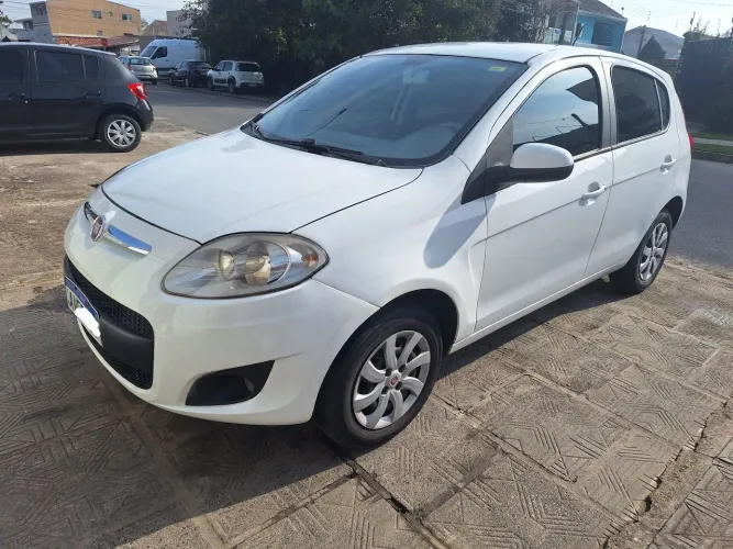 Fiat Palio Attractive 1.0 EVO Fire Flex 8V 5P 2012