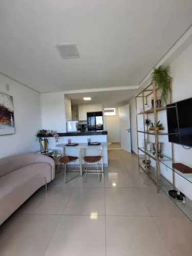 Apartamento mobiliado para locação no Parque del Sol