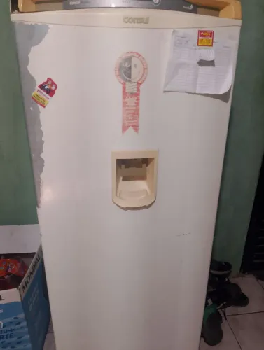 Ela está funcionando perfeitamente gelo seco dela retirada em Cuiabá *