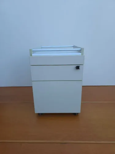 Gaveterio muito novo