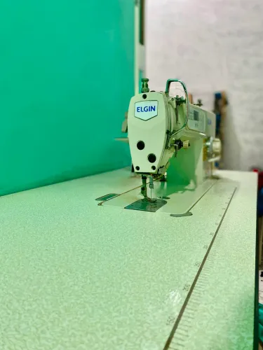 Máquina de Costura Elgin RTE 1023-1 Reta Eletrônica Completa