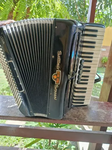 ACORDEON SETTIMIO SOPRANI ITÁLIA 120 BAIXOS AFINADA