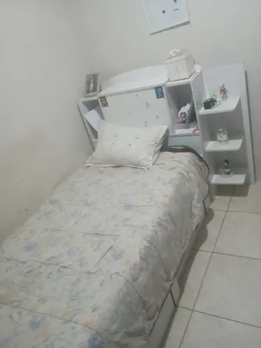 Cama com auxiliar