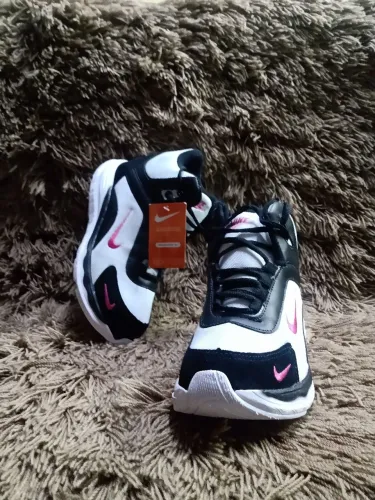 Tênis Nike Feminino Branco Preto Rosa