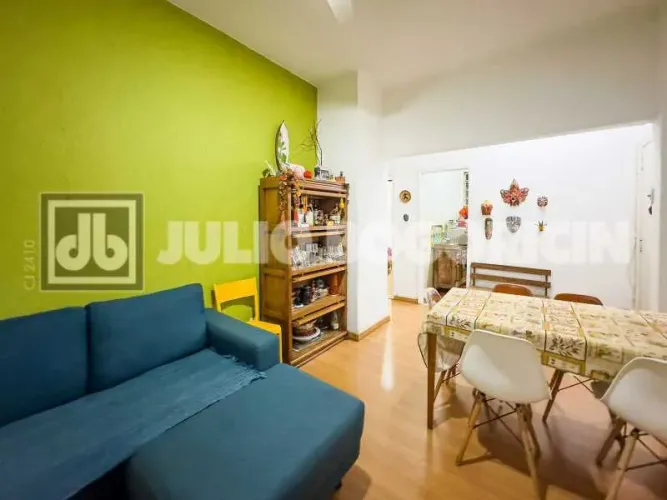 Apartamento 2 Quartos à Venda na Rua Gustavo Sampaio - Leme