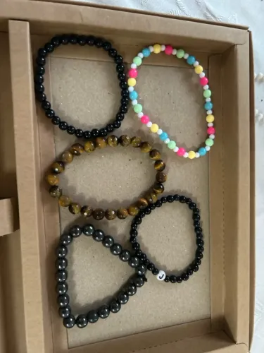 Pulseiras / cinco 