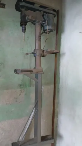 Parafusadeira bancada/coluna 