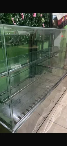 Vendo Balcão de quente e frio