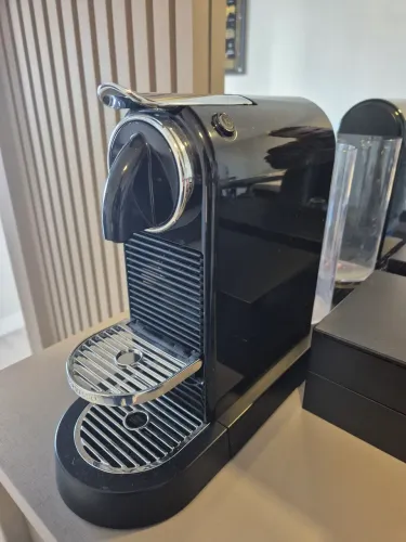 Máquina Café Nespresso