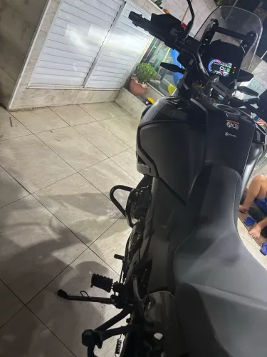 Vstrom 1050 praticamente zero