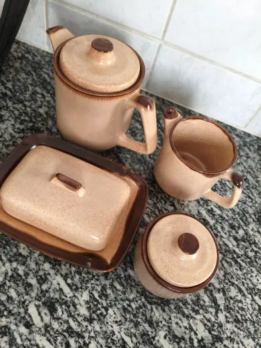 JOGO  VINTAGE  cerâmica Novo