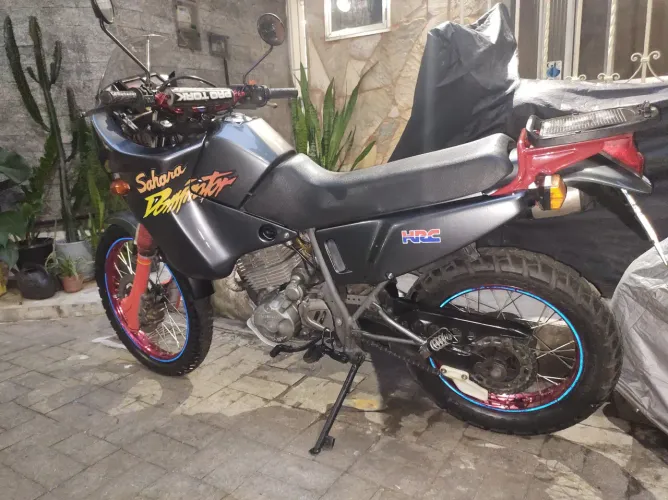 NX 350; Sahara a primeira