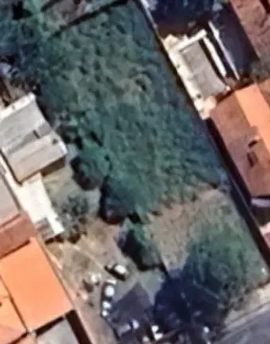 lote murado com portão. 765 metros TREVO