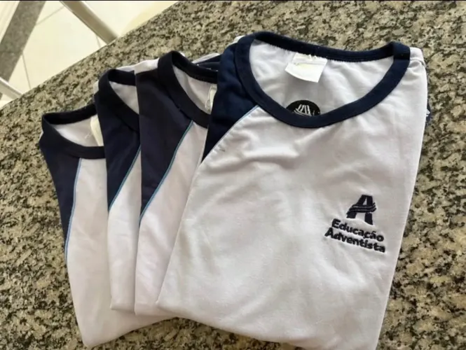 Uniforme Adventista