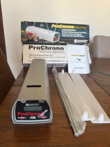 Cronógrafo Competition Electronics ProChrono Digital CEI-3800 - Semi Novo - Estado de Novo