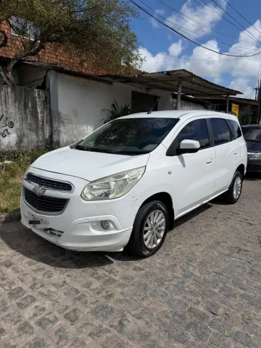 Chevrolet Spin LT 1.8 8V Econo.flex 5P Mec. 2013