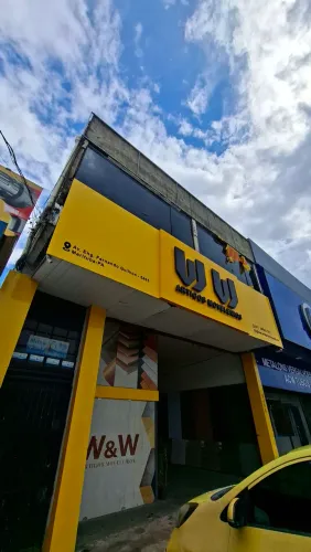 Altos, galpão com salas