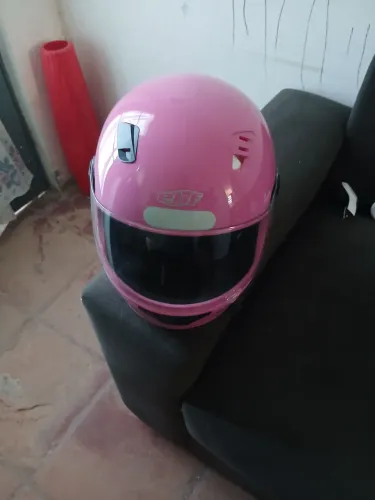 Capacete Preto e Rosa