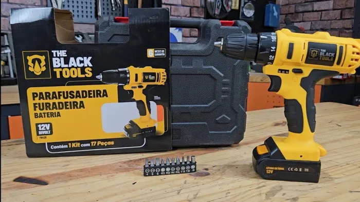 Furadeira Parafusadeira Sem Fio A Bateria Tb-12e 12v 3/8 10mm Com Maleta E Acessórios nova