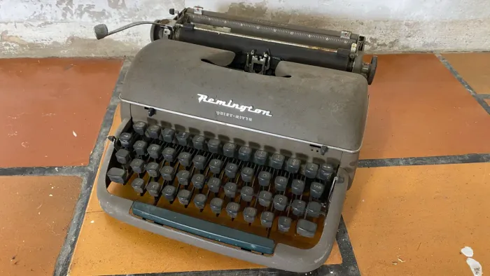 maquina escrever remington antiga
