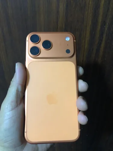 17 pro max 512g saúde 100%