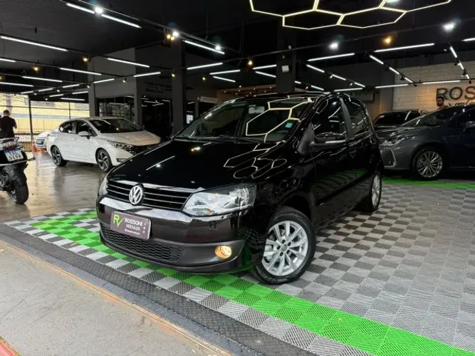 Volkswagen Fox 1.6 MI Total Flex 8V 5P 2014