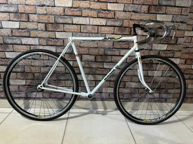 Quadro antigo  monark 10 , anos 80
