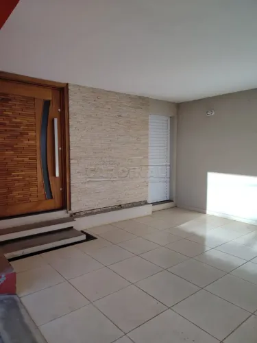 Casa com edícula para locação em Ibaté