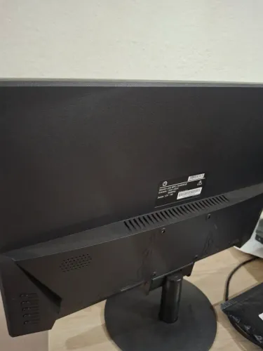 Monitor 75 mhz