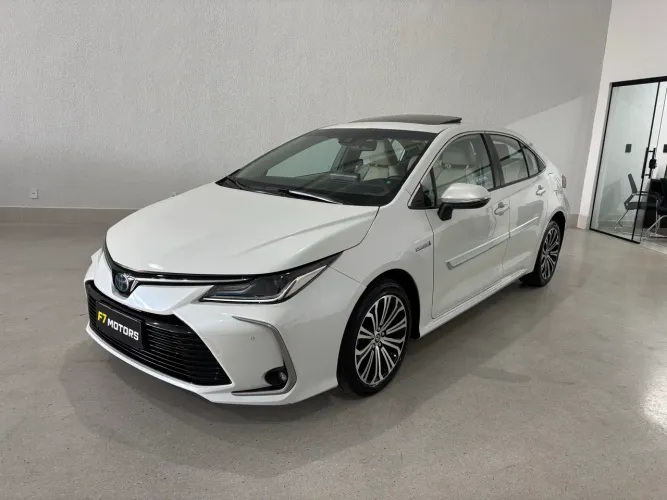 Toyota Corolla Altis Prem. Hybrid 1.8 Flex AUT 2023