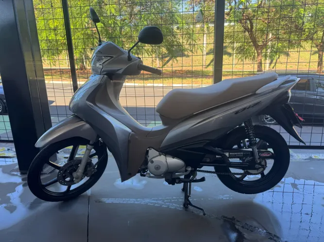 Biz 125 baixo km aceito trocas