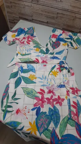 Vendo conjunto saia longa e blusa Renner Seminovo Tam M
