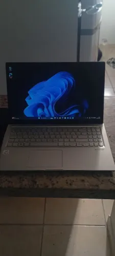 Notebook Asus i3 10ª 8GB SSD - Super Rápido, Windows 11, Estado Novo!