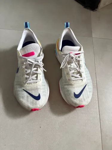 Nike flyknit invincible Ed limitada