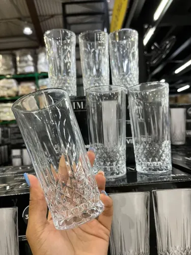 Conjunto de 6 copos por 20 reais