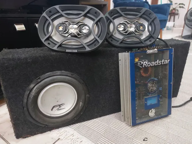 Kit som automotivo