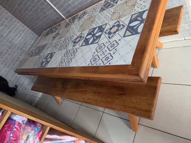 Mesa madeira 