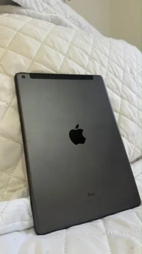 Vendo iPad 8ª geração