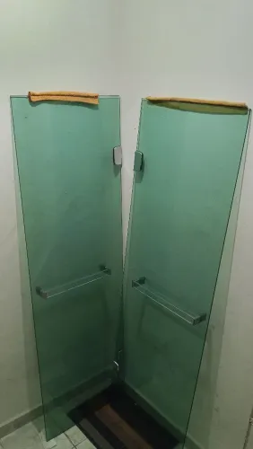 Vendo Box de Banheiro