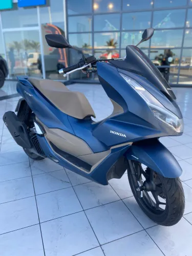 PCX DLX 160cc Ano: 2024 - 7.000km super nova 