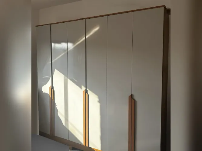 GUARDA-ROUPA casal 6 portas