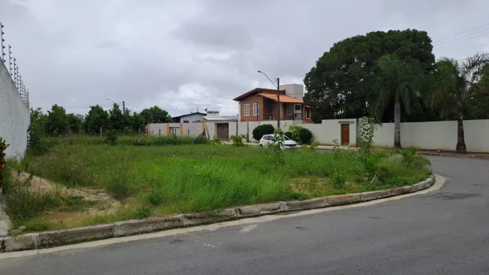 Terreno na Serraria - Localização Privilegiada 