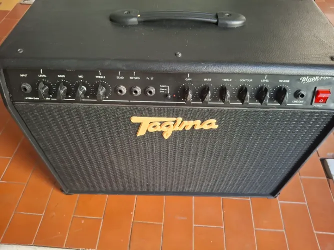 Vendo Caixa de Guitarra Tagima Black Fox 100