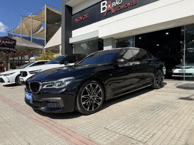 BMW 750I L Pure Excellence Sedan 4.4 V8 Aut. 2017
