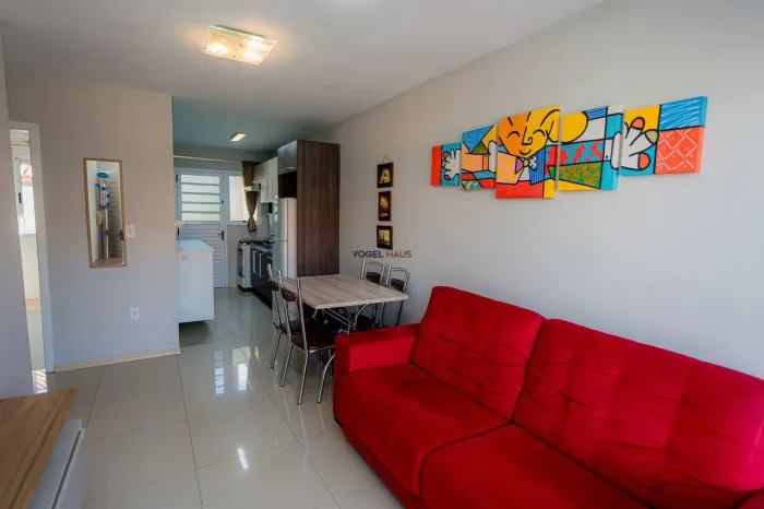 Casa 02 Dormitórios em Canoas | Bairro São João/Olaria REF: 4768