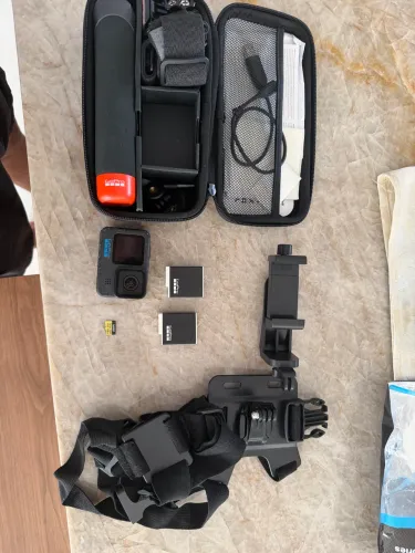 GoPro Hero 12 Black +2 Baterias +acessórios +Cartão MicroSD