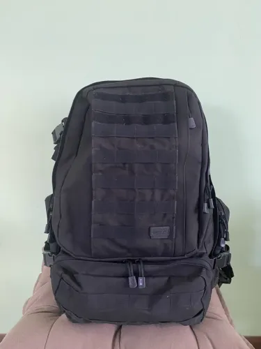 Mochila Tática Invictus Defender 55L Preta - Pouco Uso (Estado de Nova)