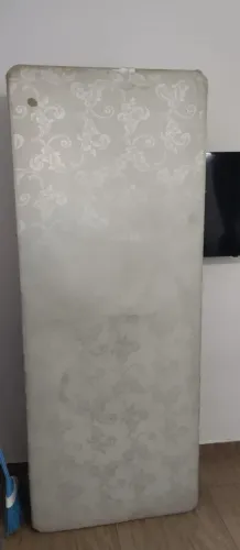 Doação de sofá, guarda roupa e cama de solteiro